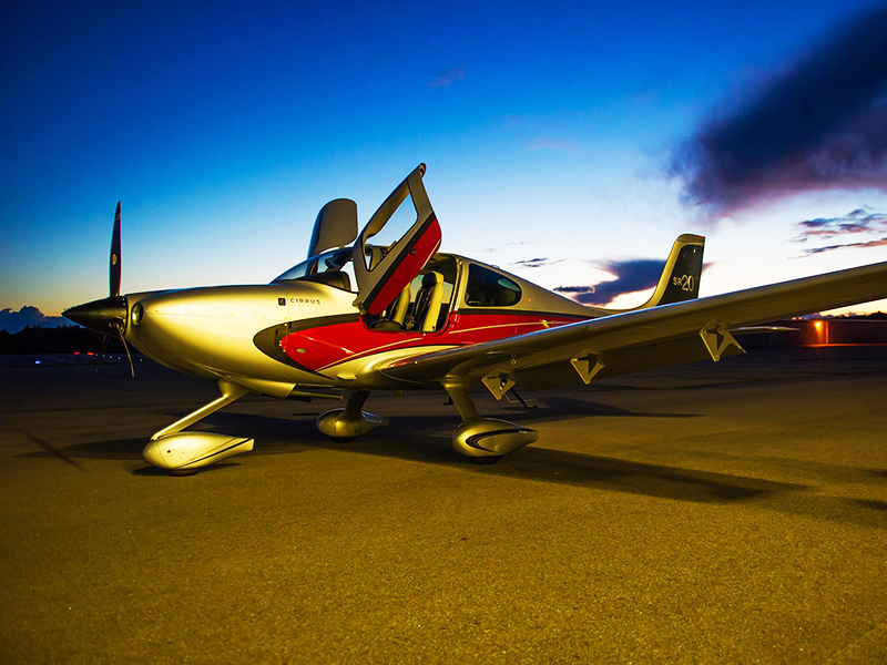 Flight Club Cirrus